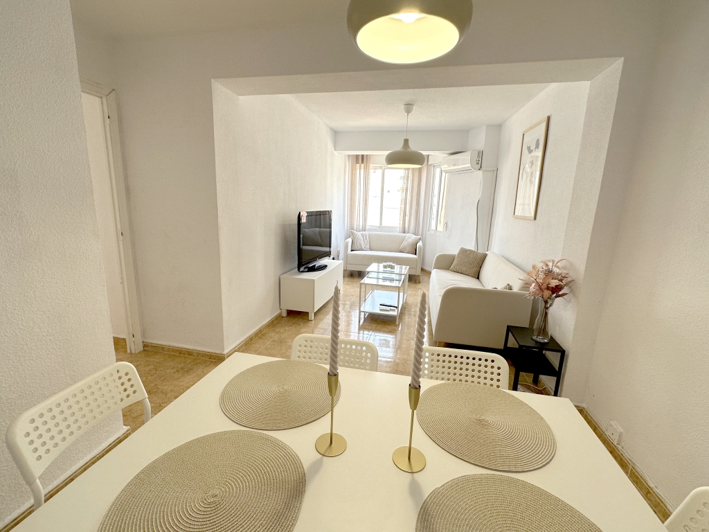3 bedroom apartment in centre of Torrevieja