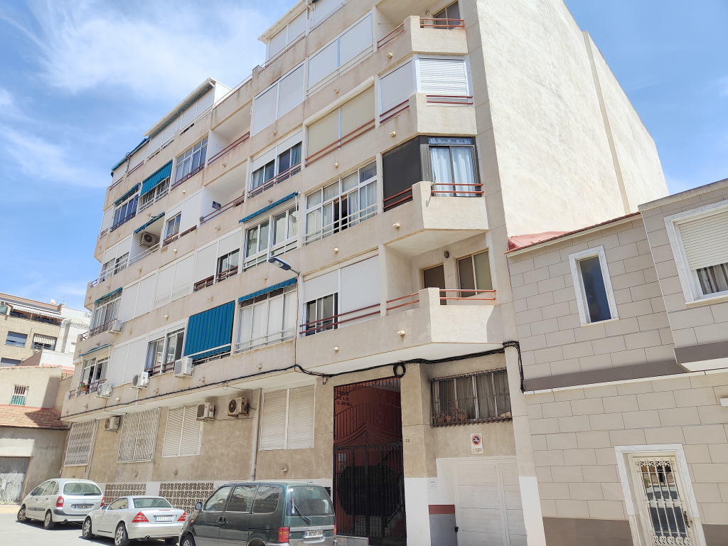 Two Bedroom Apartment in Center of Torrevieja