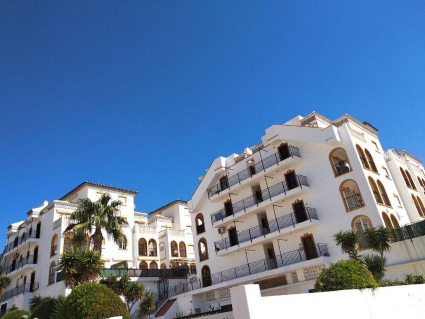 2 Bedroom 1 Bathroom Apartment in Orihuela Costa