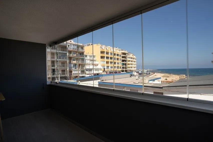THREE BEDROOMS APARTMENT WITH SEAVIEW IN PLAYA DEL CURA