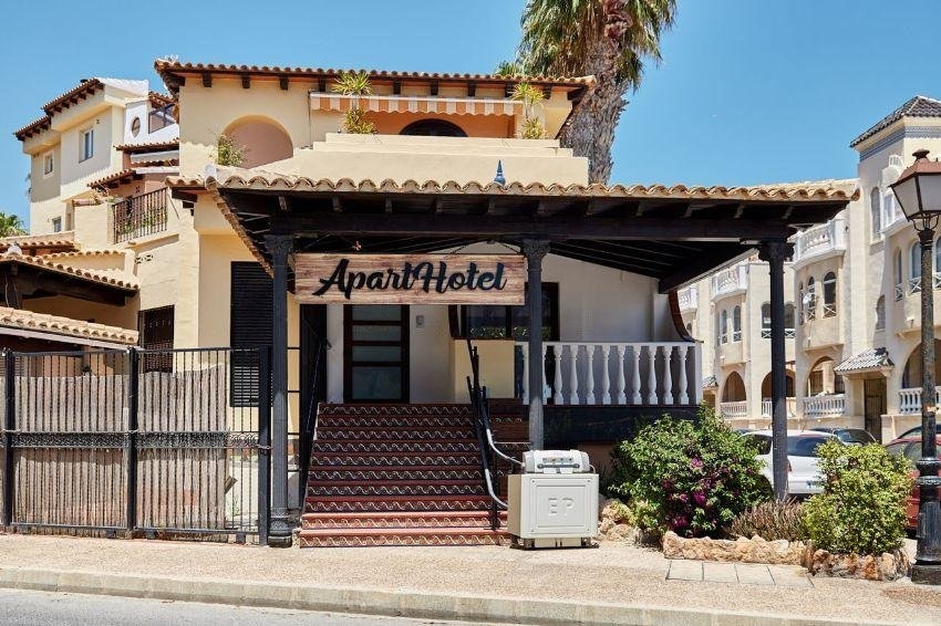 COMMERCIAL PREMISES FOR SALE IN TORREVIEJA