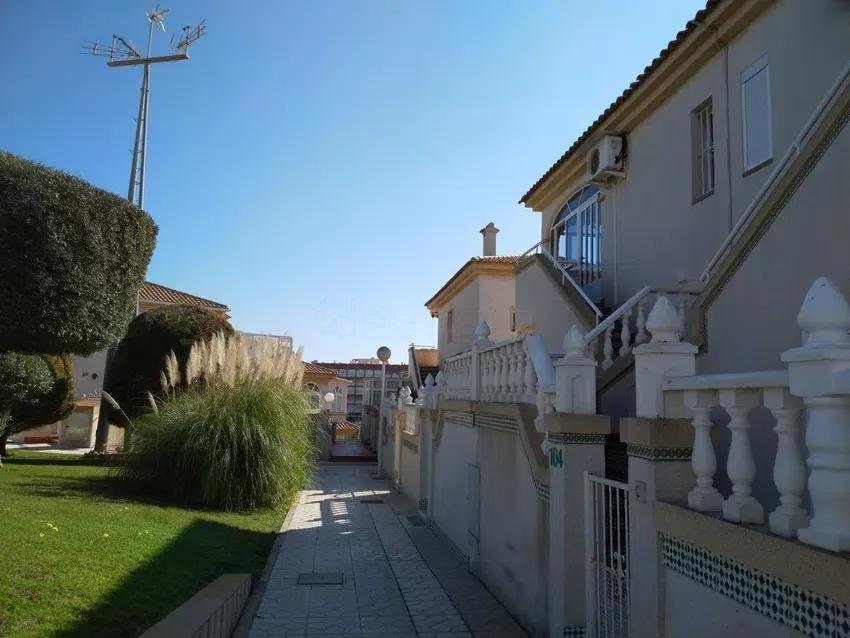 TWO BEDROOMS BUNGALOW IN TORREBLANCA FOR SALE