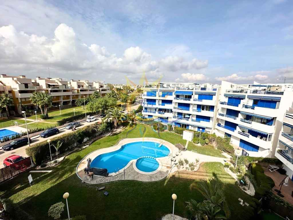 Stunning Penthouse Apartment in Playa Flamenca! 