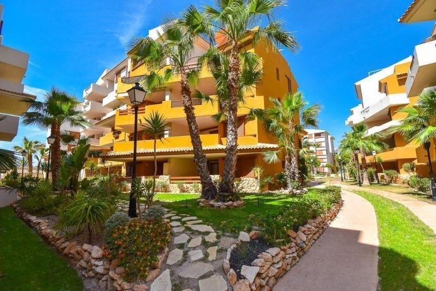 3 BEDROOMS APARTMENT IN PUNTA PRIMA