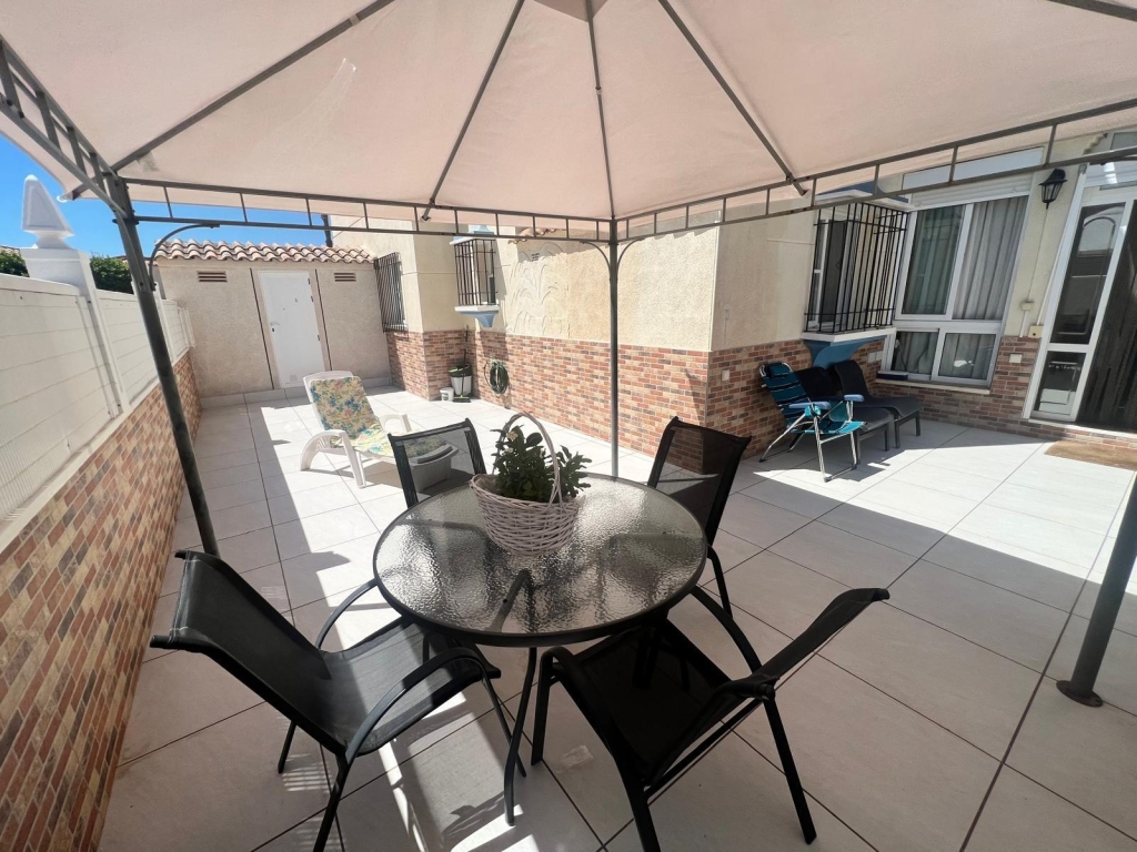  BUNGALOW REFORMADO EN PLAYA FLAMENCA